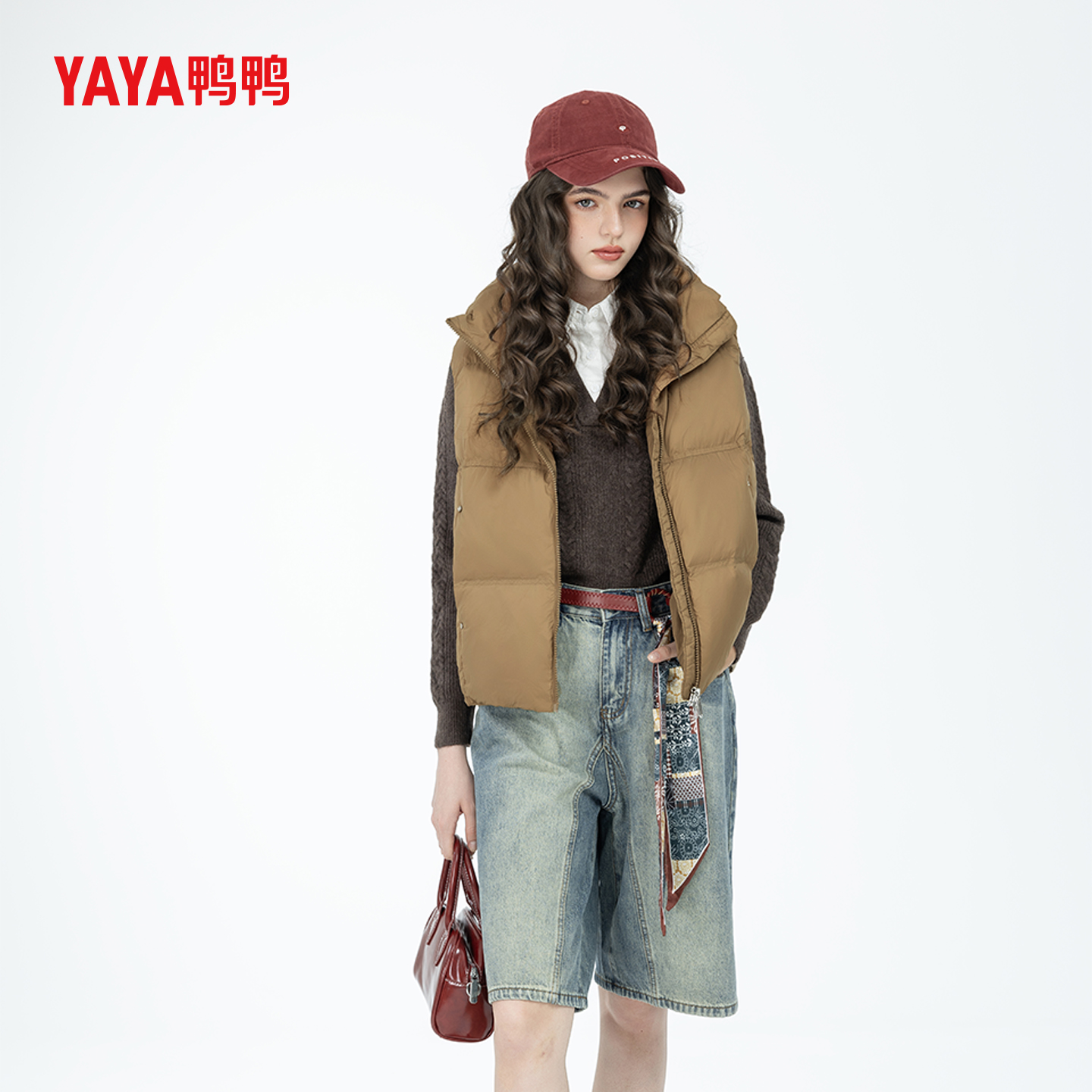 YAYA鸭鸭秋冬时尚女士鸭绒短款羽绒服马甲YE4C615172N
