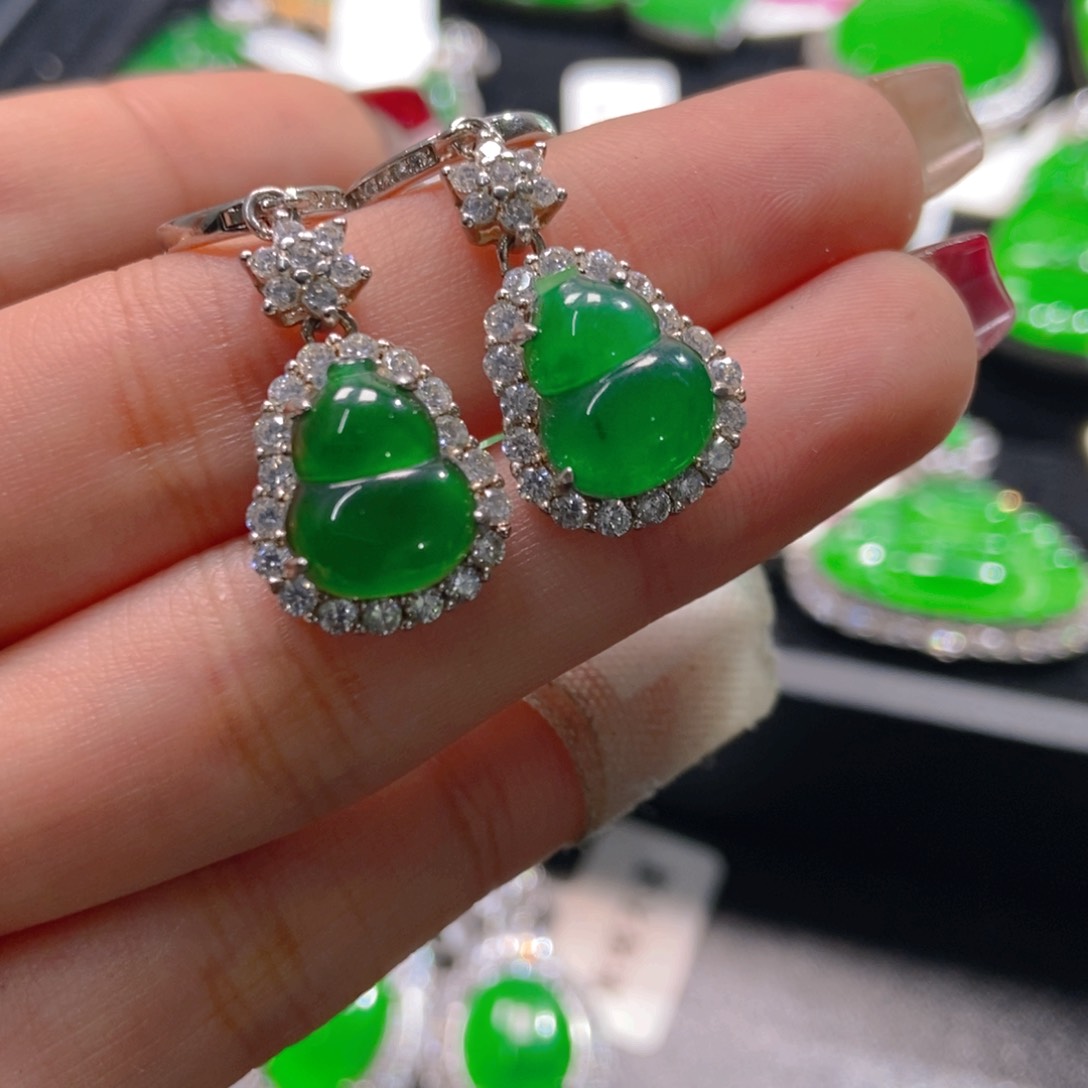 翡翠吊坠(不含链)未镶嵌S****.