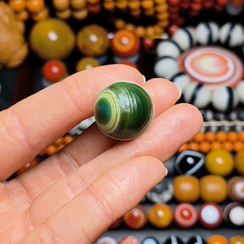 玛瑙/玉髓颈饰未镶嵌海***李圆珠日月配饰