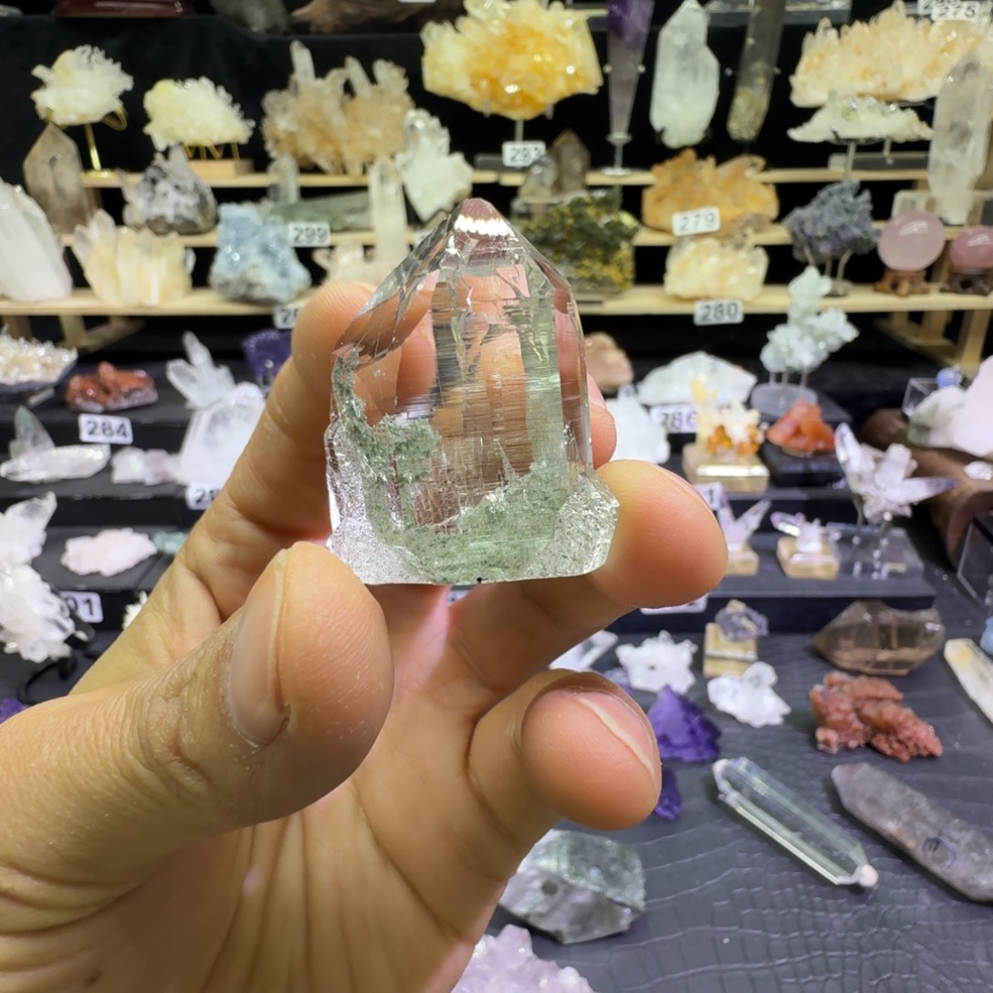 S***貝石材天然水晶摆件