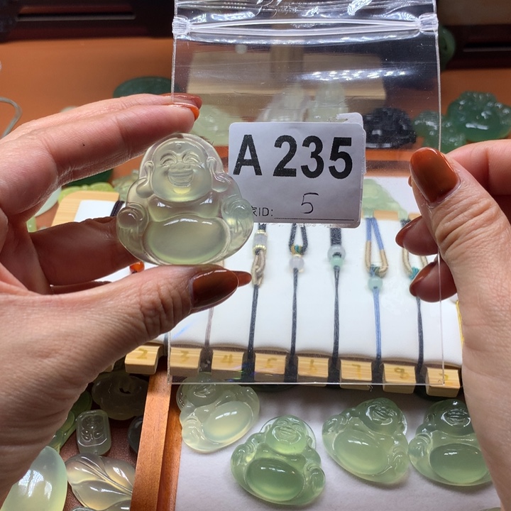 Y***Z未镶嵌蛇纹石玉岫玉有棉