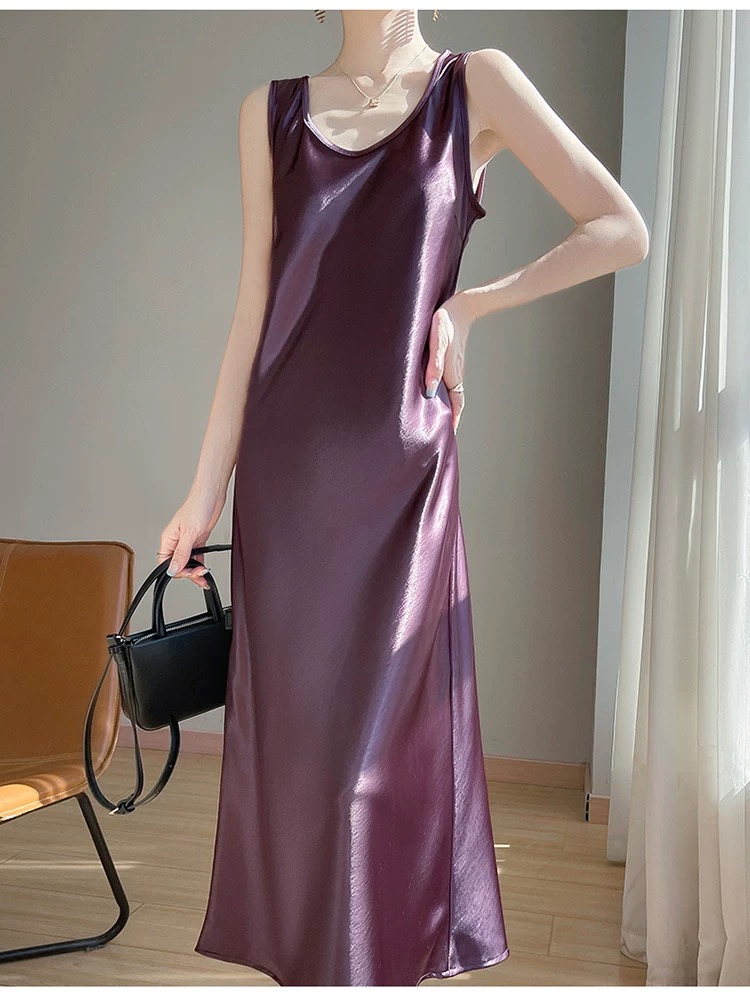 【冠乐皱】新款气质纯色无袖背心长裙连衣裙