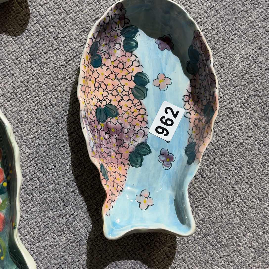 瓷片这样你可以看到他了哈