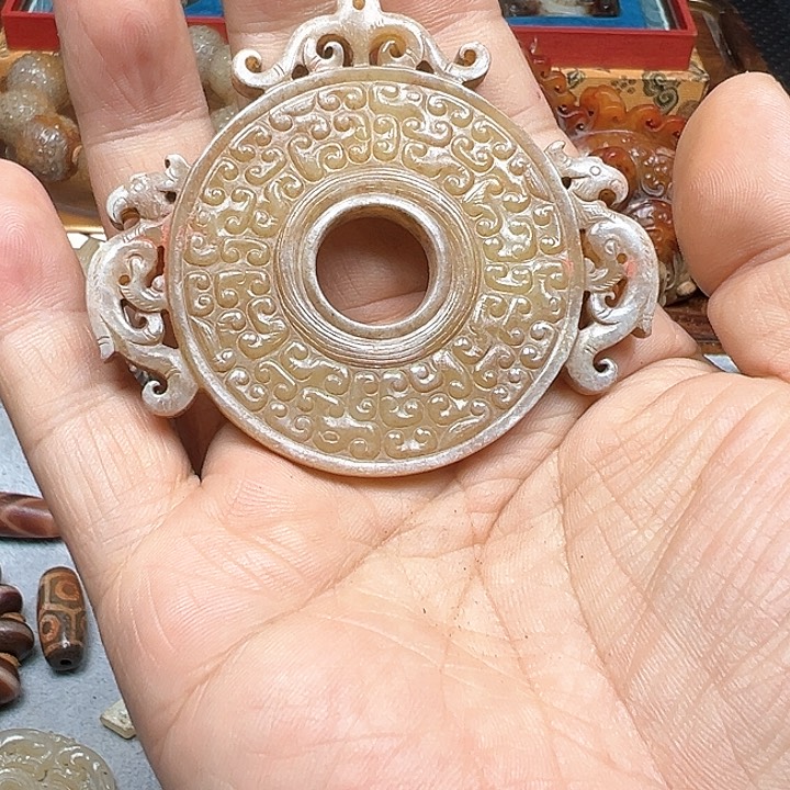 和田玉挂件未镶嵌隔**叔