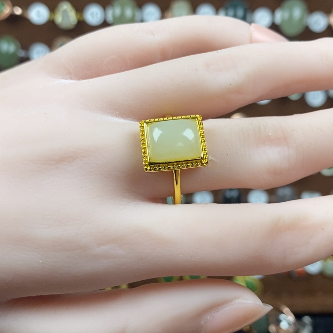 和田玉（白玉）戒指合金