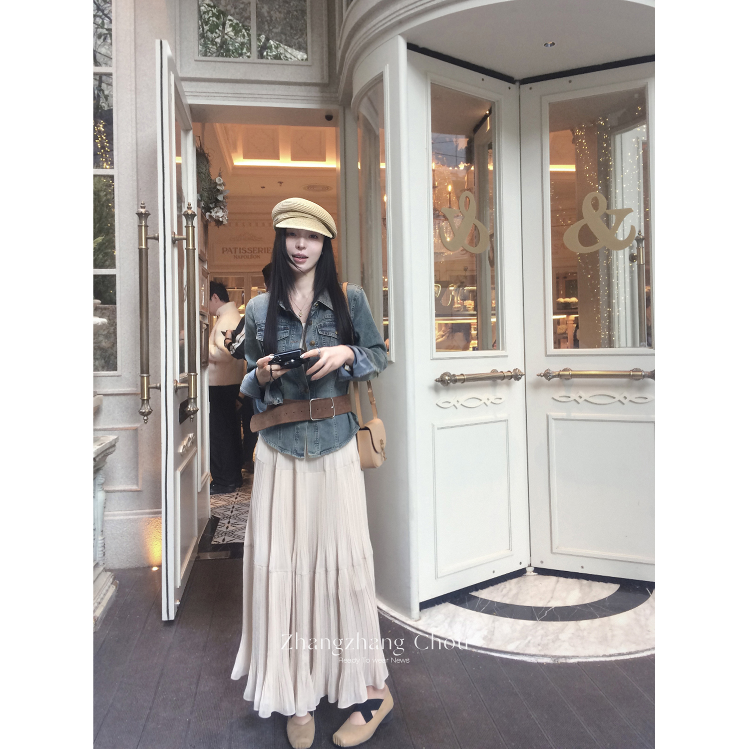 周章章"悉尼海岸"港风复古正肩修身收腰牛仔外套女早春设计感上衣