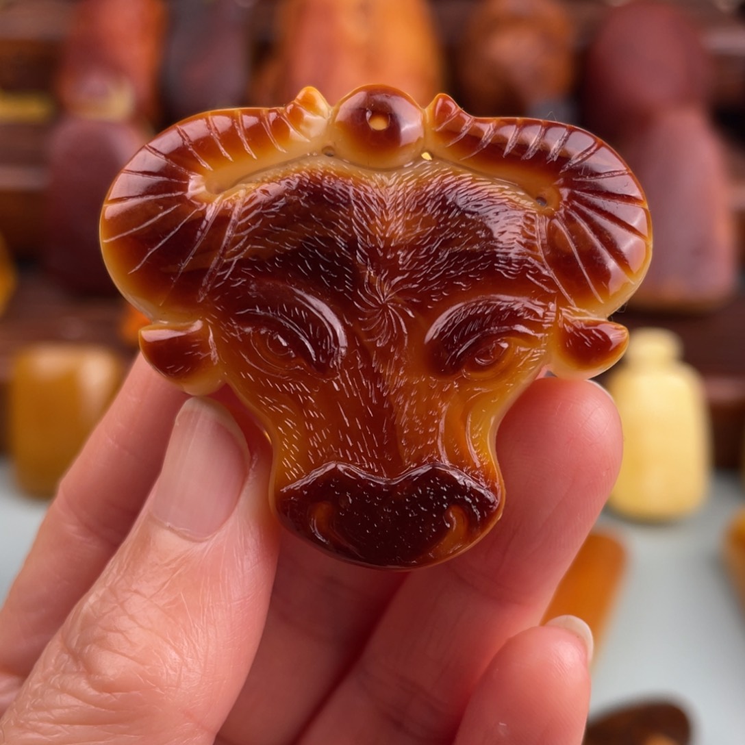 定制琥珀未镶嵌蜜蜡吊坠