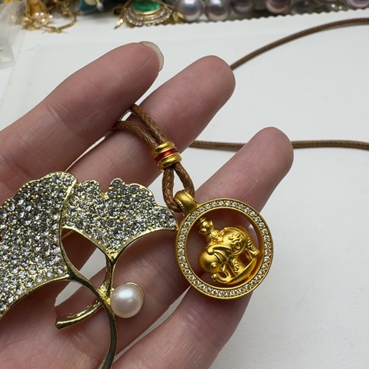 未镶嵌淡水珍珠颈饰