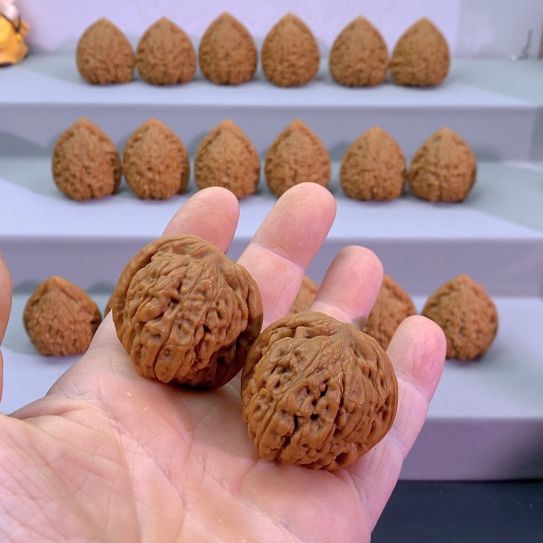 文玩核桃把件38全品莲花