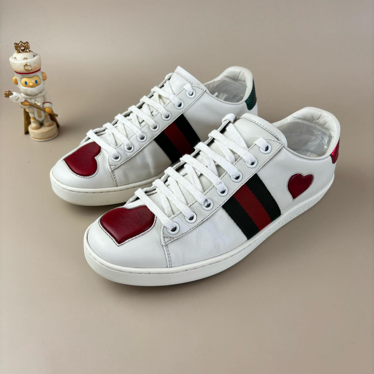 95新 GUCCI/古驰 爱心印花小白鞋 38码YLP2924