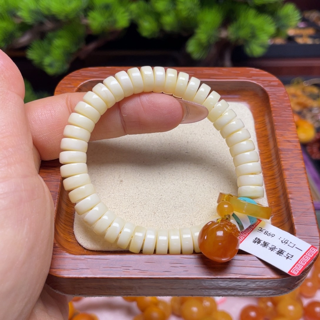 蜜蜡手链未镶嵌手串