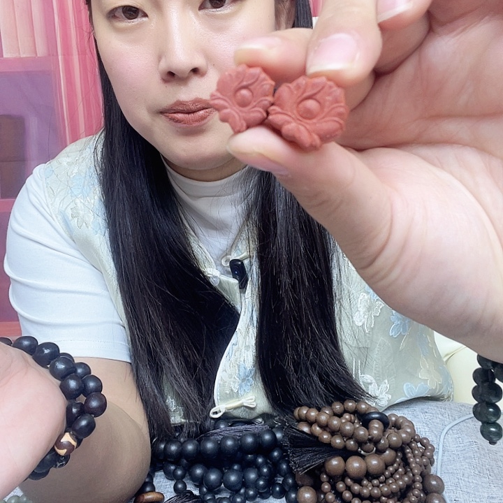 胖***m泥塑藏红花小莲花一对