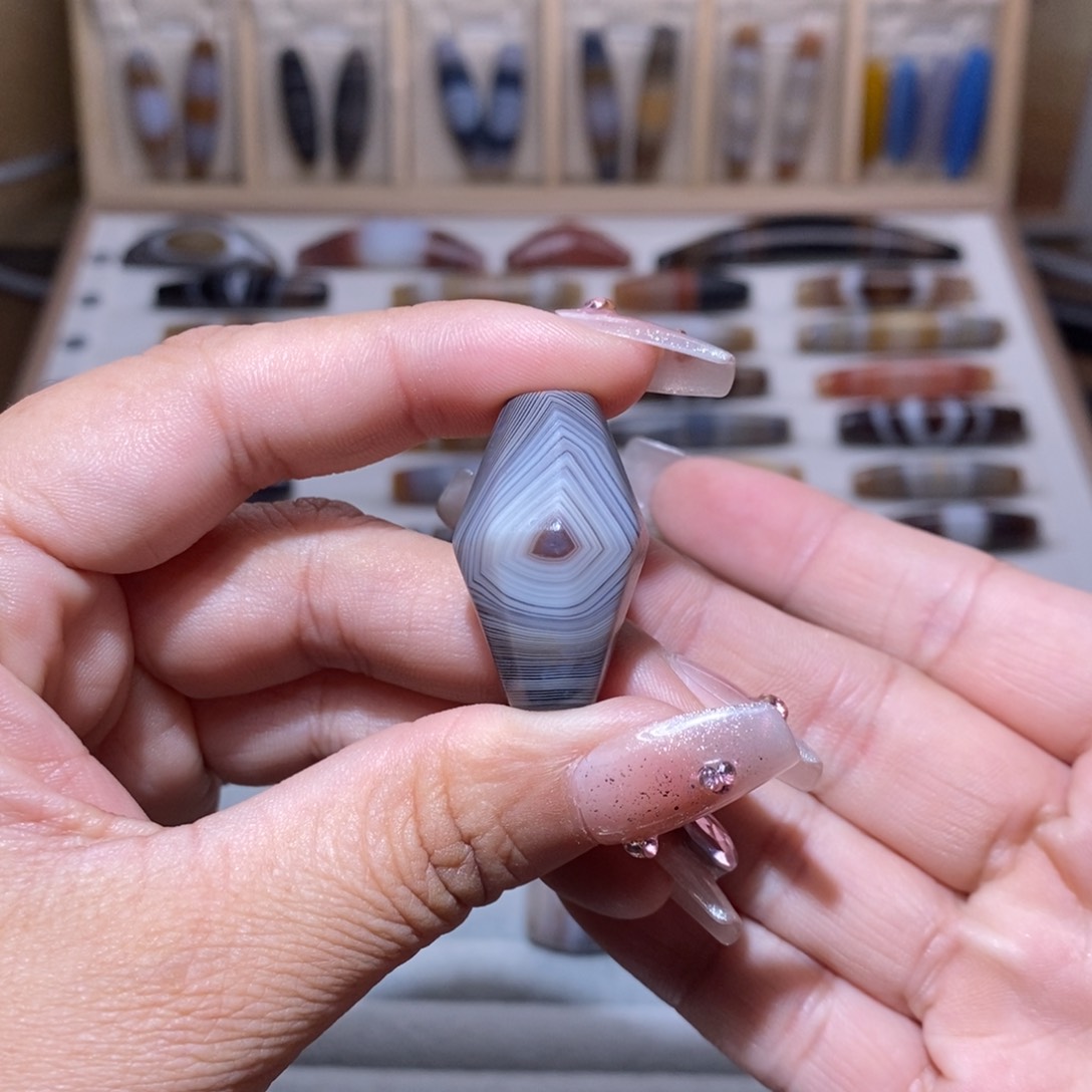 玛瑙/玉髓颈饰未镶嵌W*