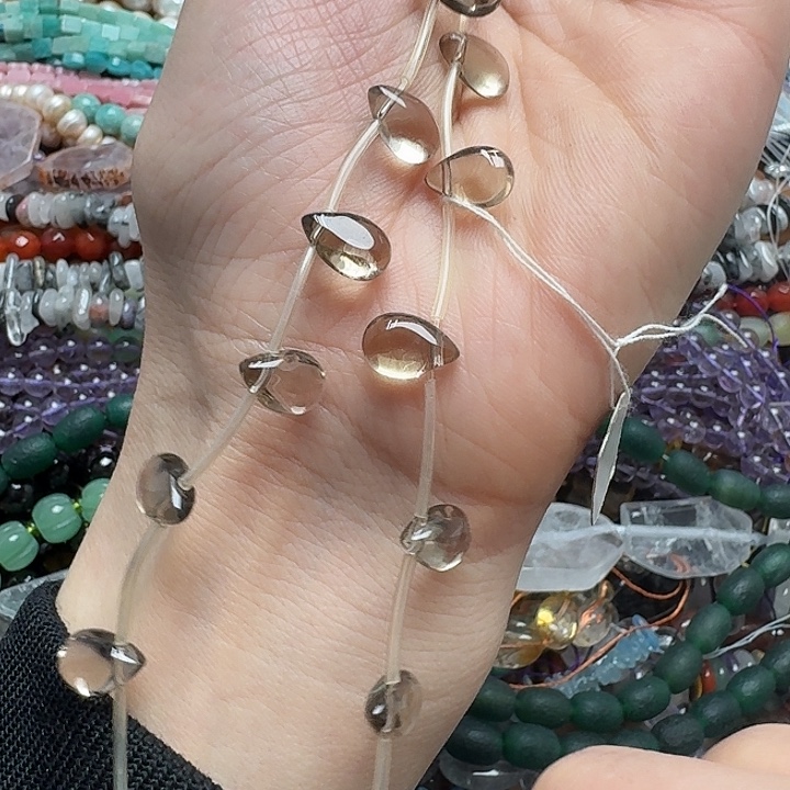 玛瑙/玉髓未镶嵌珠宝半成品一条8x10m茶晶水滴