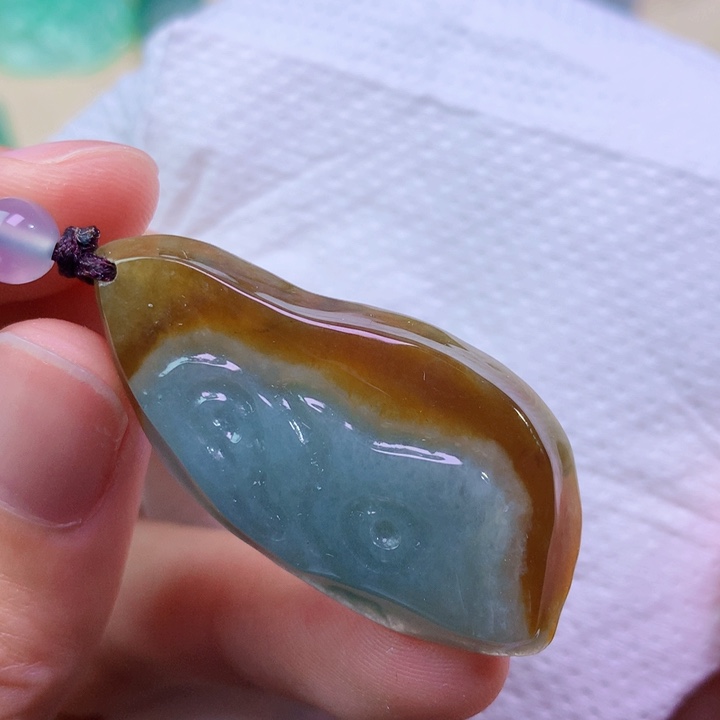 翡翠未镶嵌吊坠(不含链) 3556