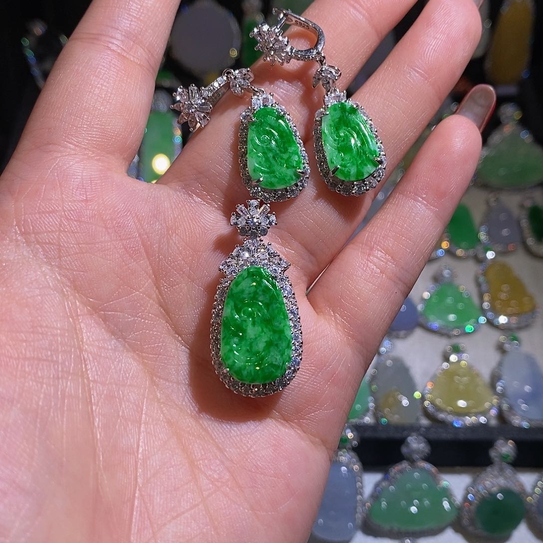 翡翠银S925镶嵌颈饰天然翡翠