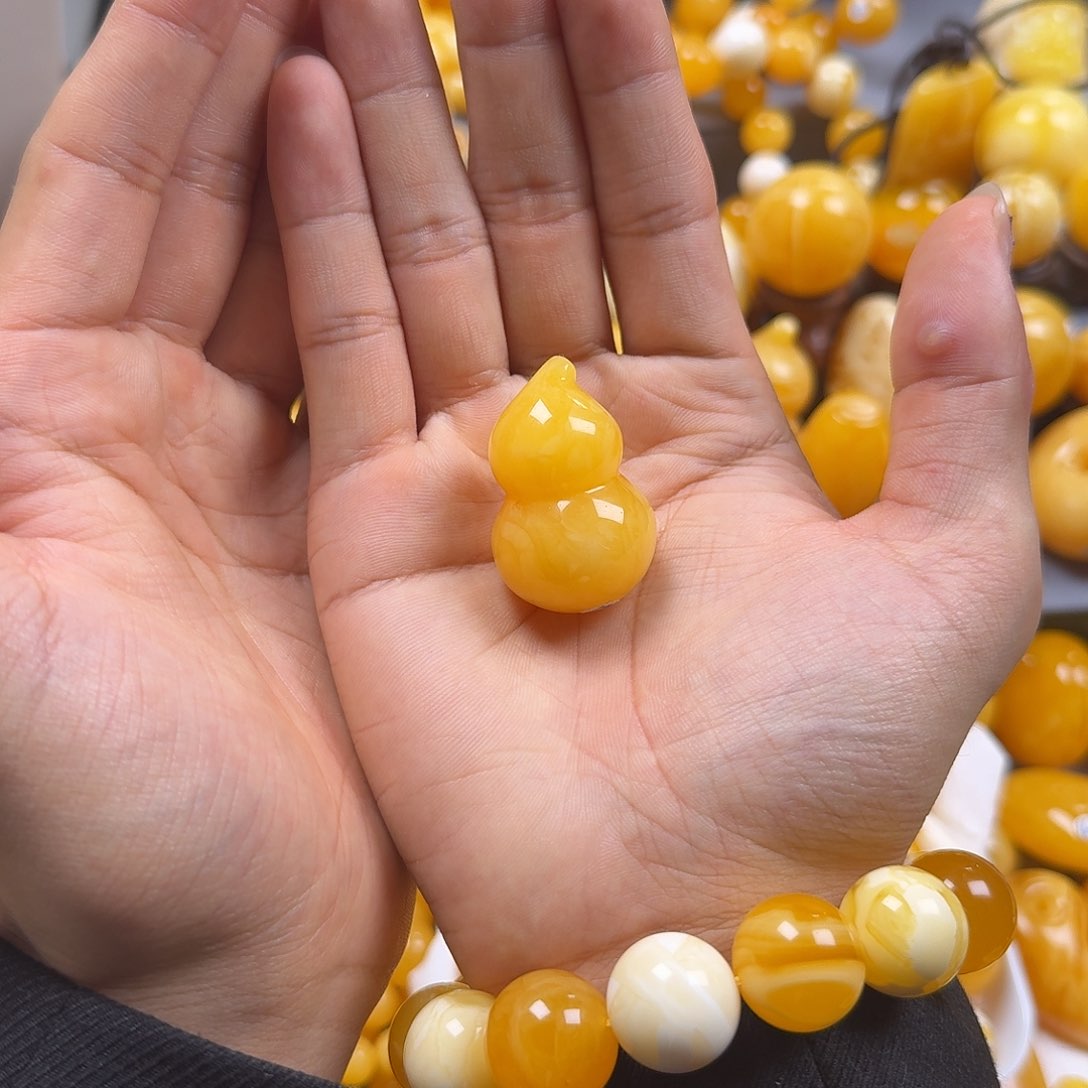 蜜蜡珠宝奇石未镶嵌葫芦