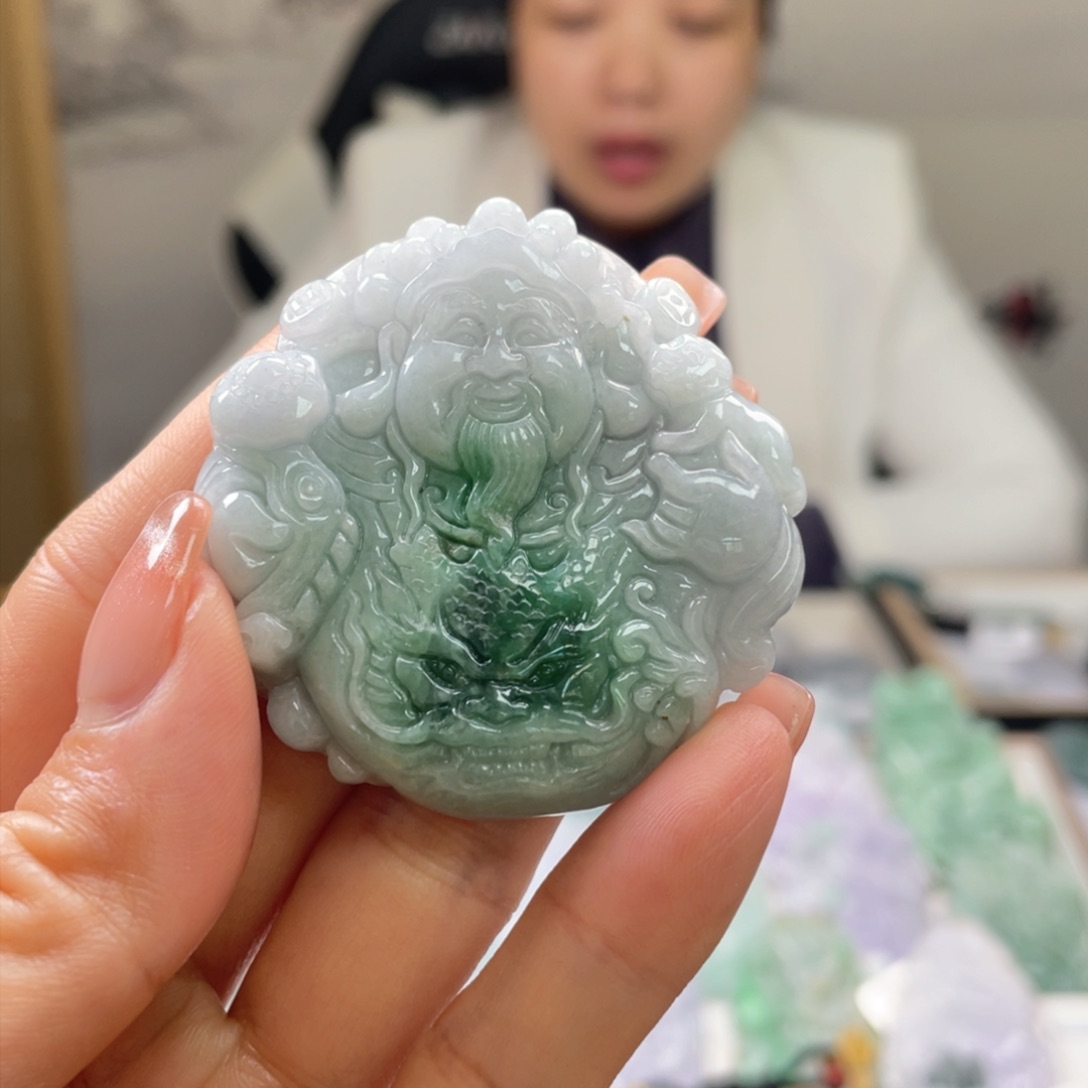 翡翠吊坠(不含链)未镶嵌