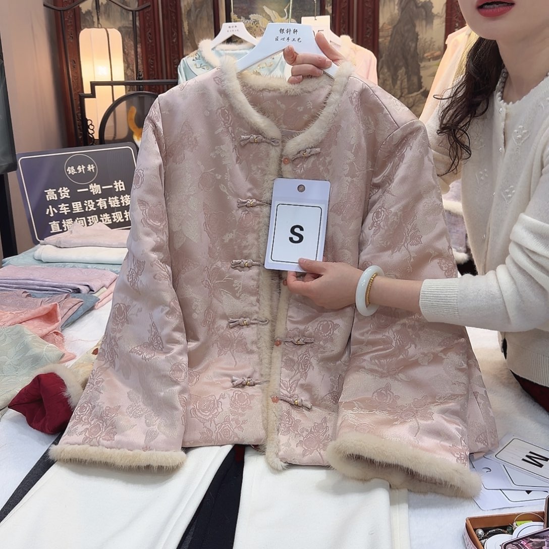 童***甜非遗文化遗产的传承人之一