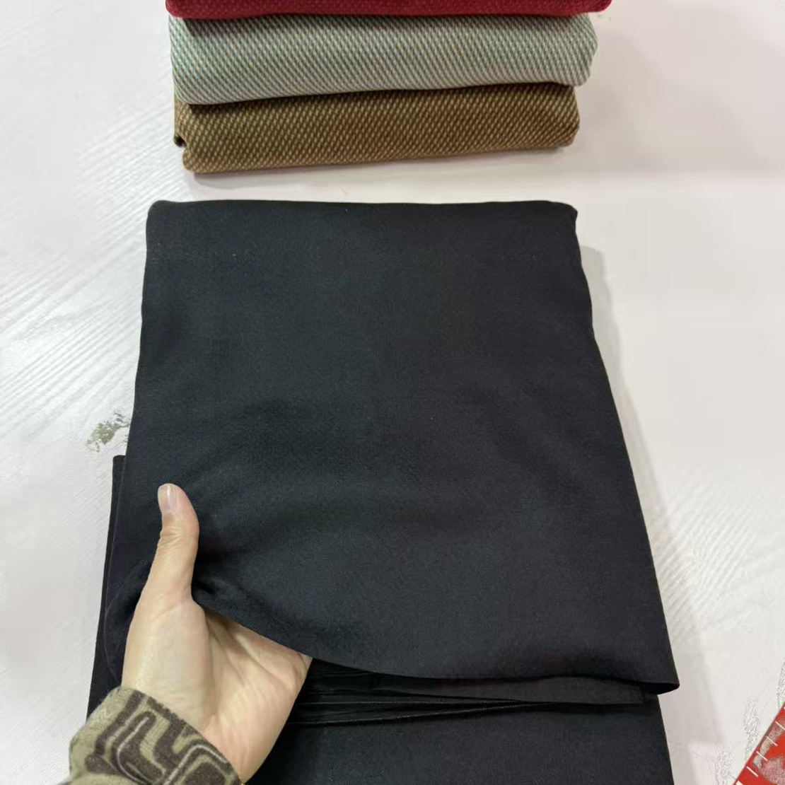 布料黑色奥羊绒1-1.2-1.5米多拍连裁