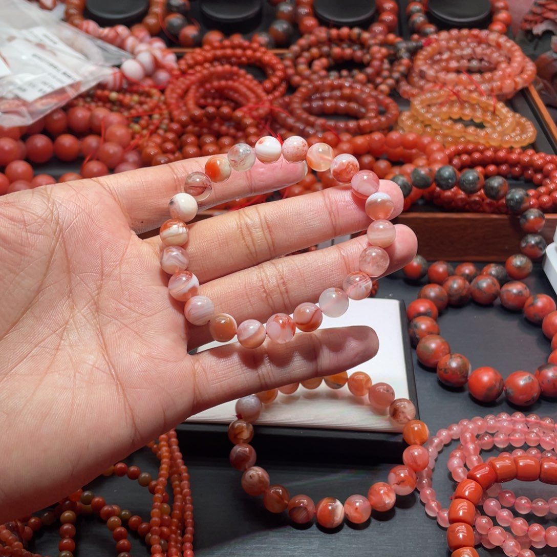 南红玛瑙手链未镶嵌