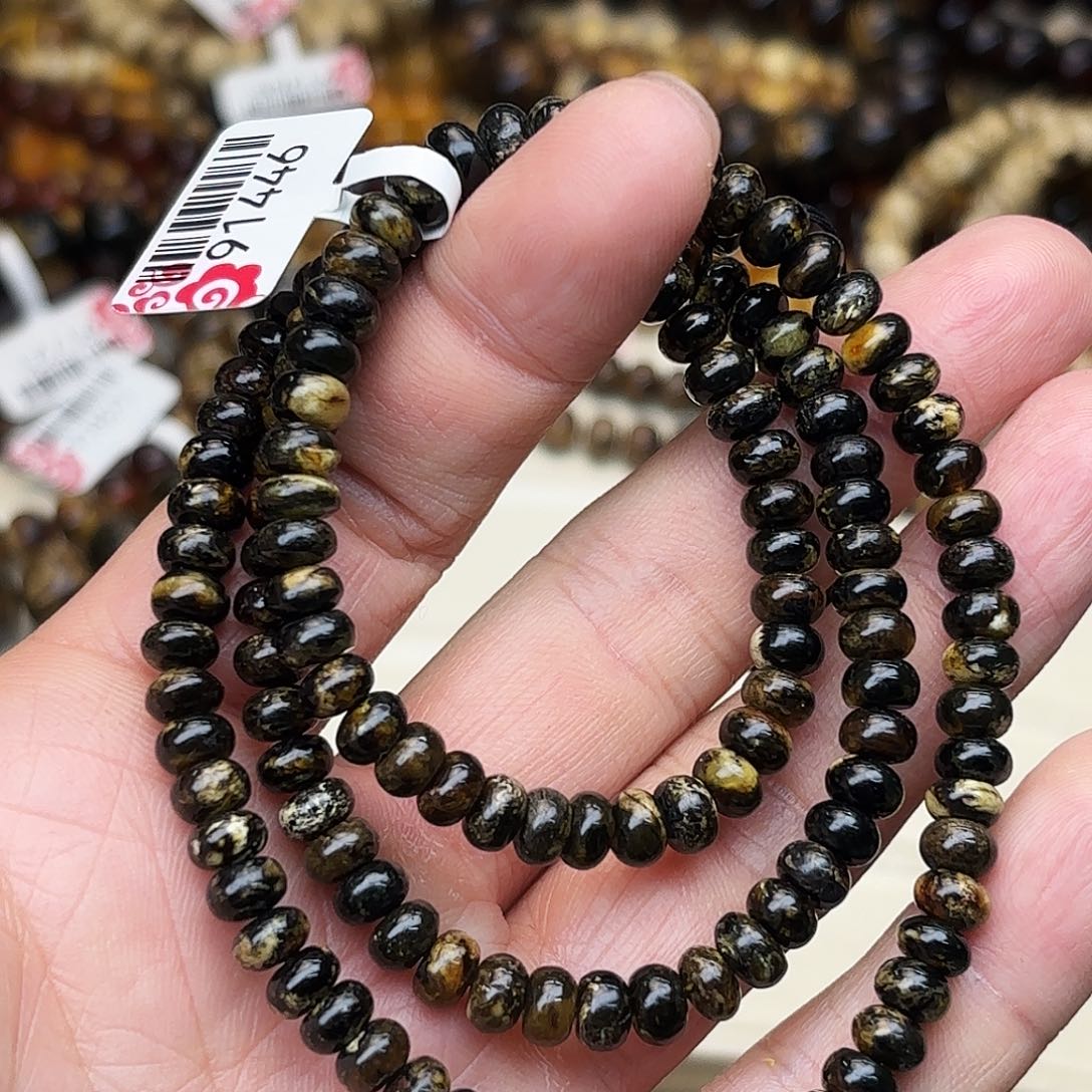 琥珀未镶嵌裸石六91446