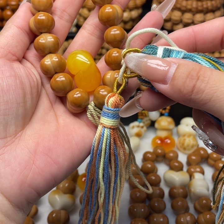 方***业吊坠猴头核桃全品15柯基屁桃加爱心2号流苏