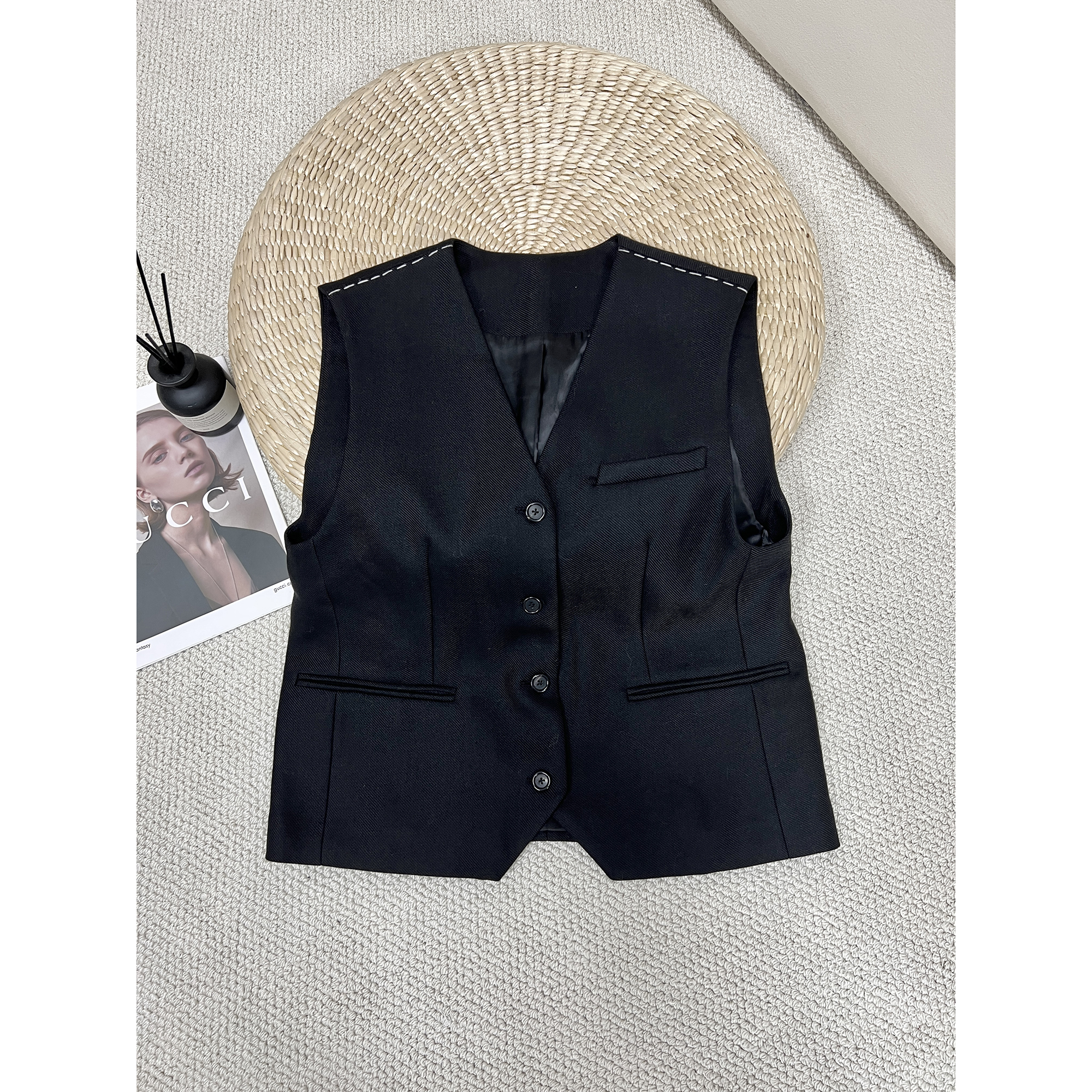 明线边黑色毛呢马夹C232（清）