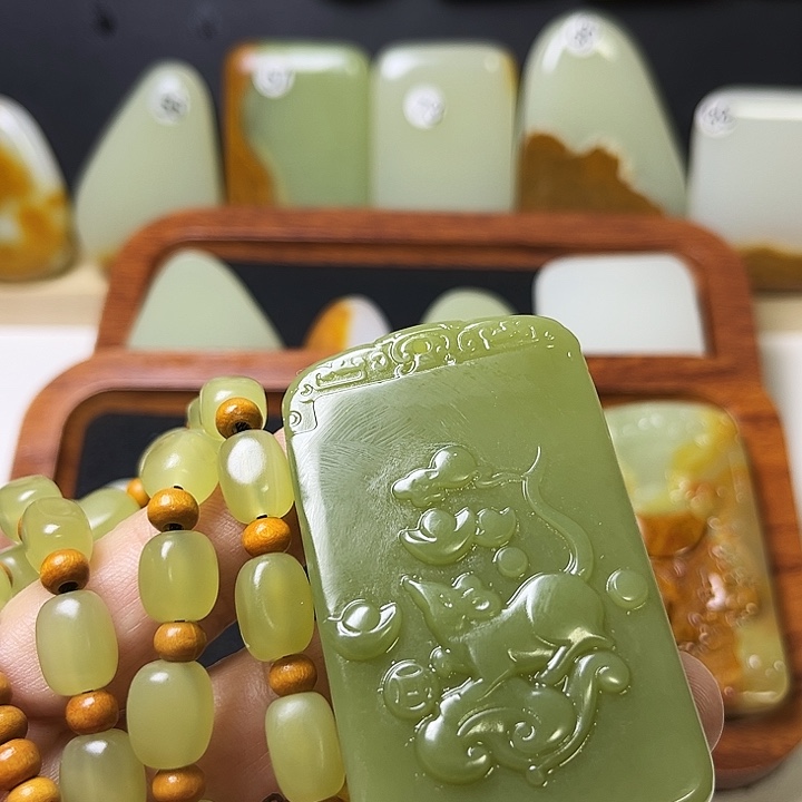 雨***风非金属生肖属鼠的