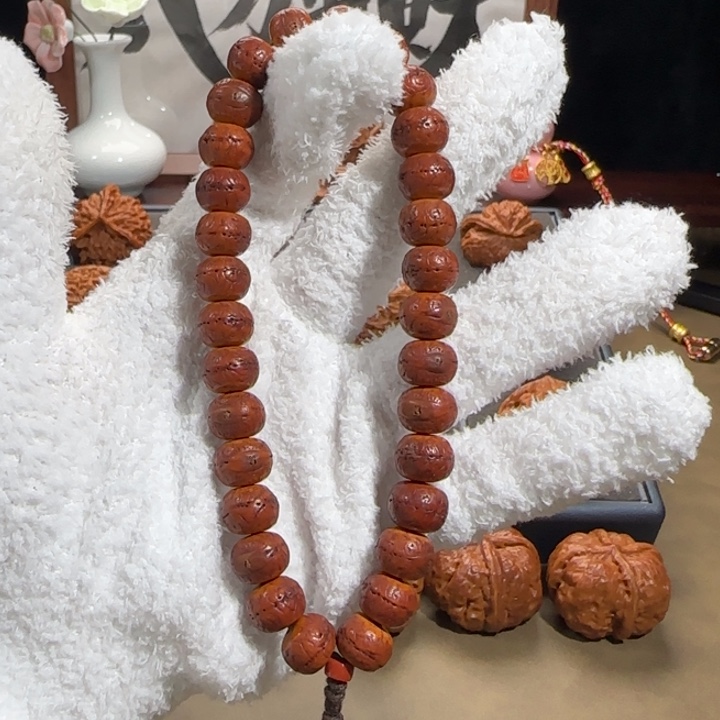 文玩核桃吊坠凤眼