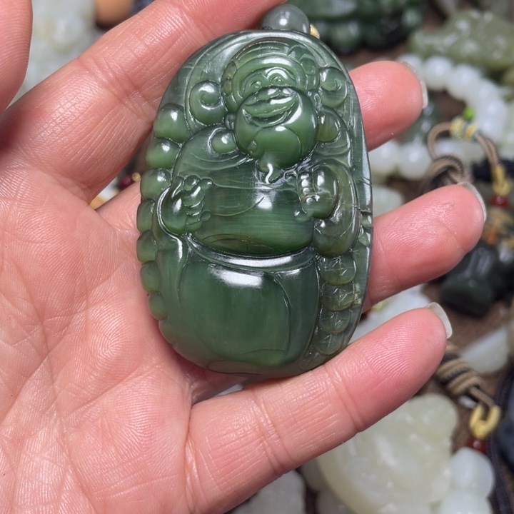 *****和田玉未镶嵌把件