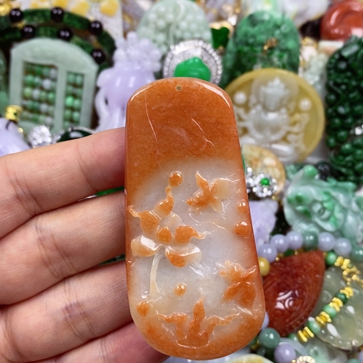 吊坠(赠链)未镶嵌翡翠