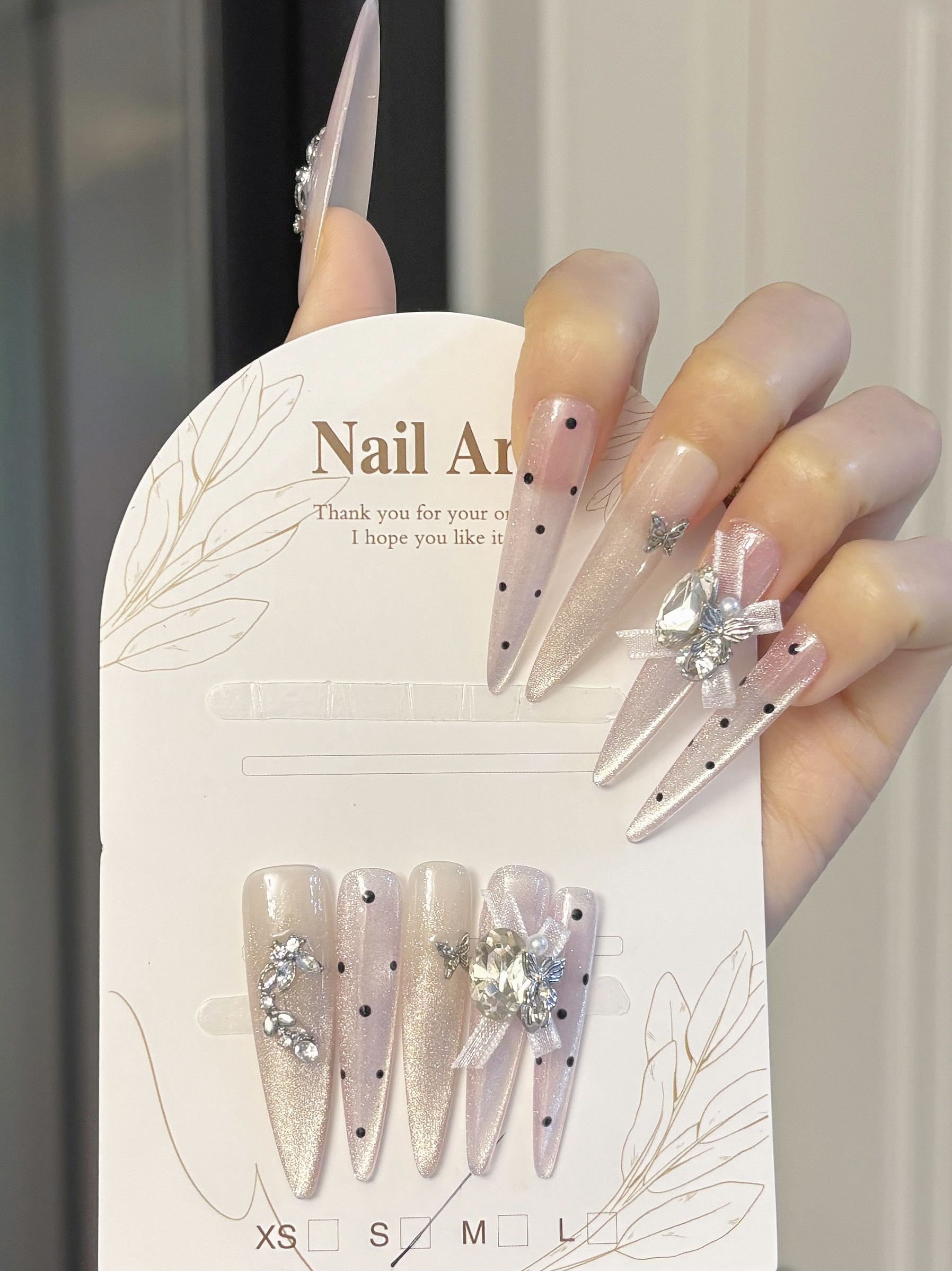 【浅香槟波点】纯手工穿戴甲高级感显白冰透猫眼美甲亮闪闪爆闪长尖