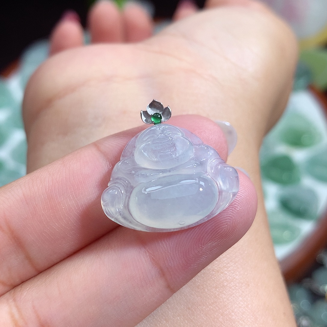 翡翠未镶嵌颈饰佛公