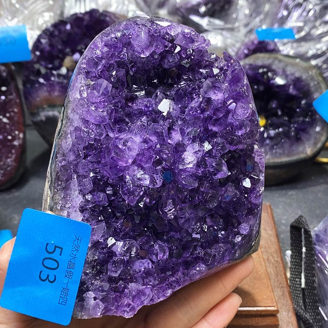 水晶大型摆件（非配饰）未镶嵌