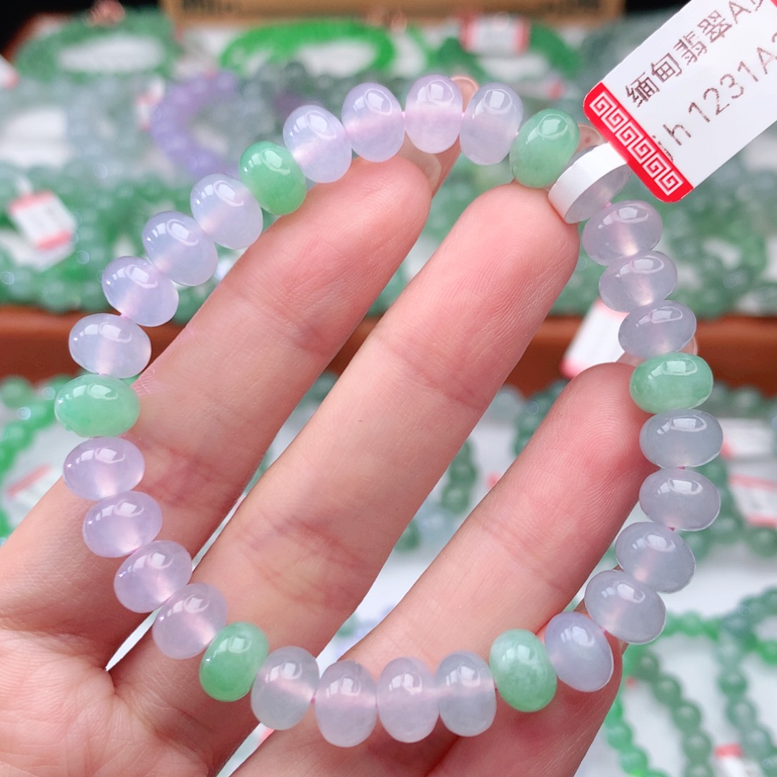 翡翠手链未镶嵌翡翠