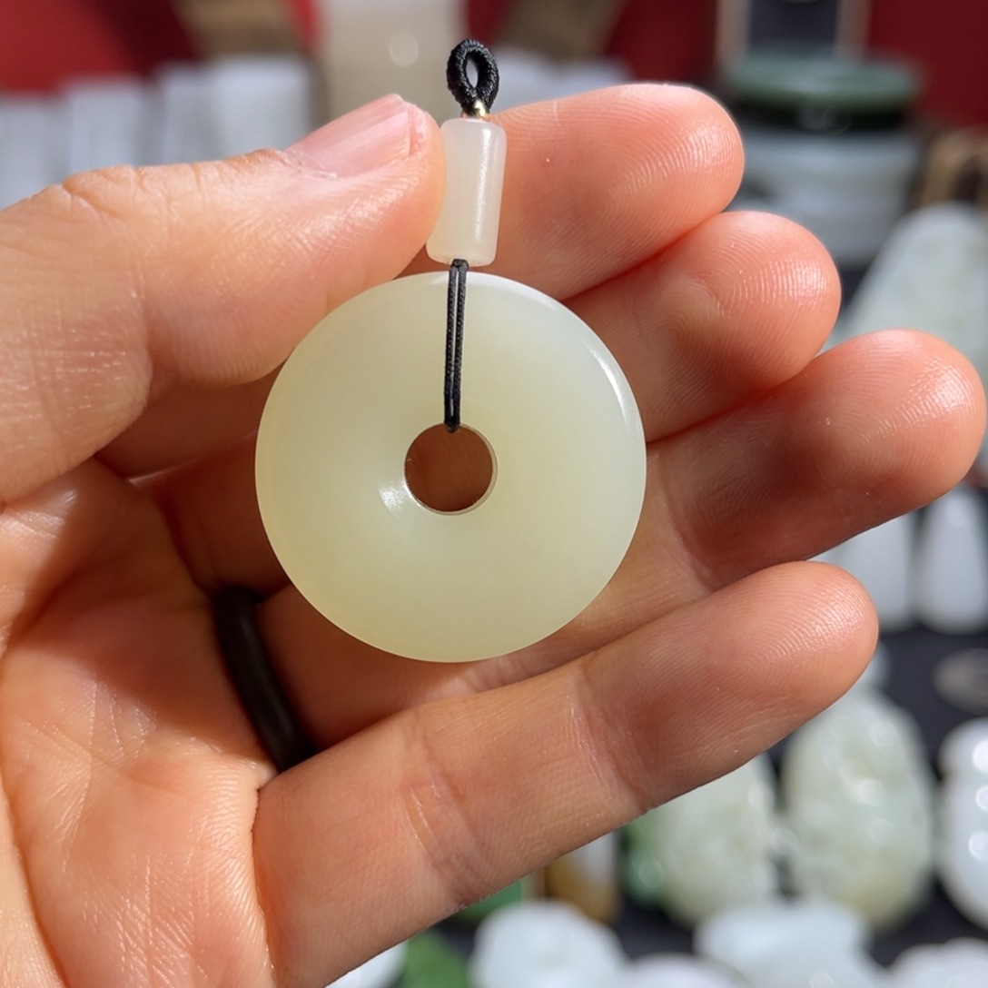 和田玉吊坠(不含链)未镶嵌