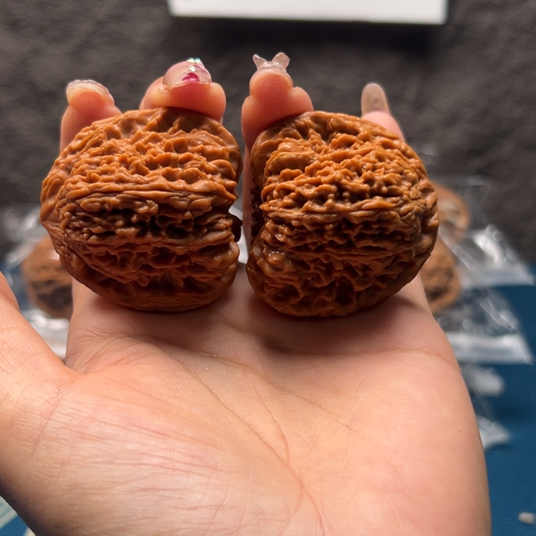 你***白文玩核桃把件南疆43黄