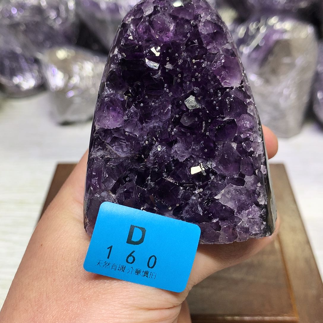 紫晶大型摆件（非配饰）未镶嵌