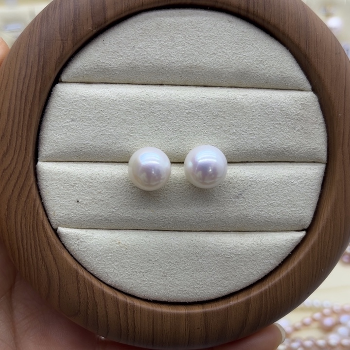 合金淡水珍珠颈饰