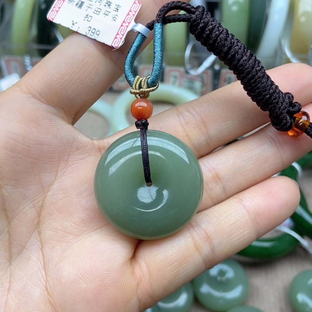 和田玉吊坠(不含链)未镶嵌花**忧