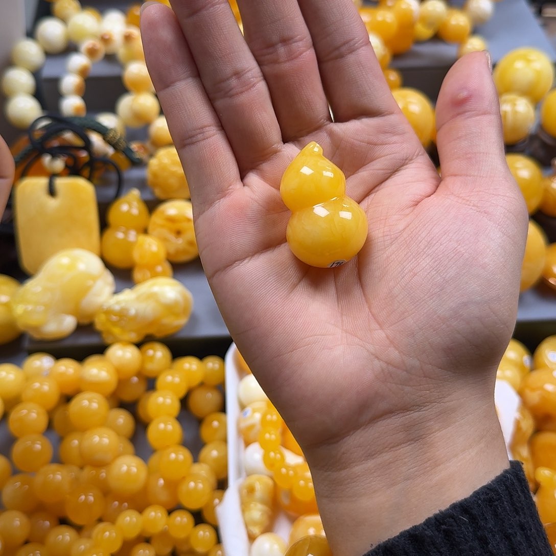 琥珀珠宝奇石未镶嵌葫芦