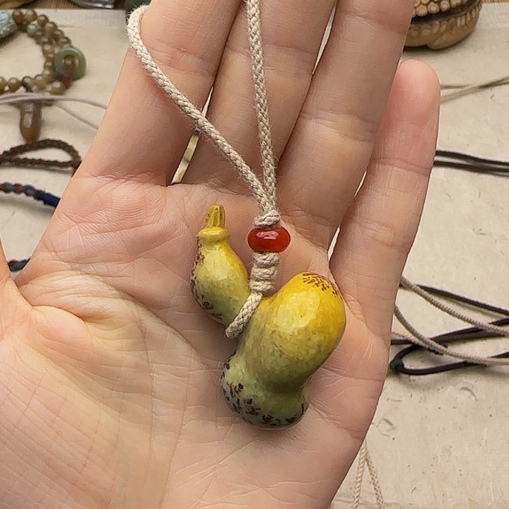 心***素和田玉未镶嵌颈饰