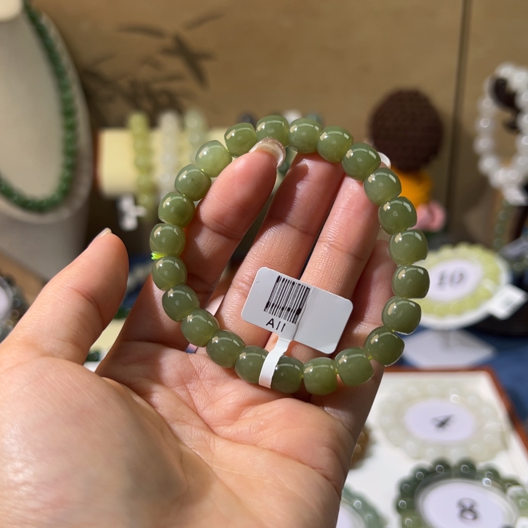 和田玉未镶嵌手串