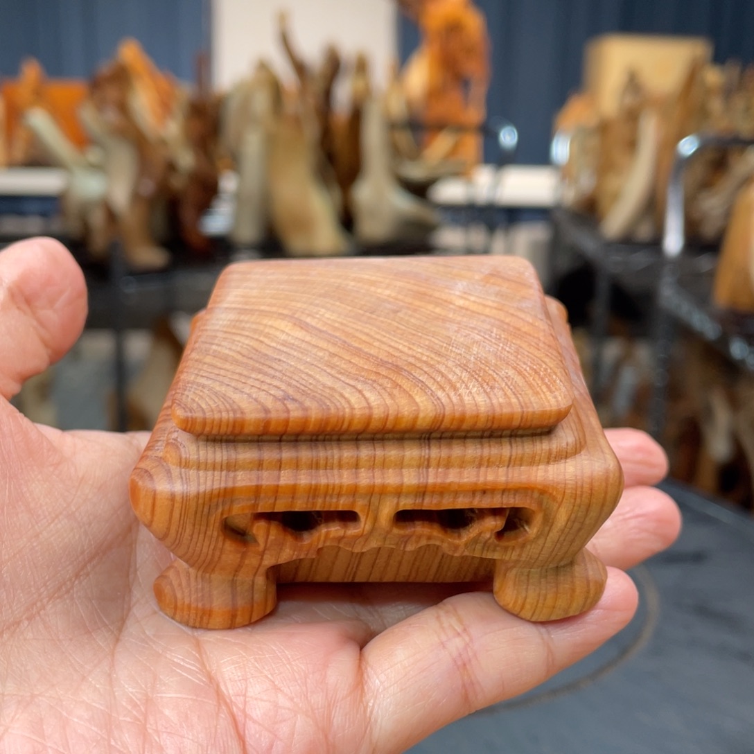 柏木（崖柏）手把件大桌子