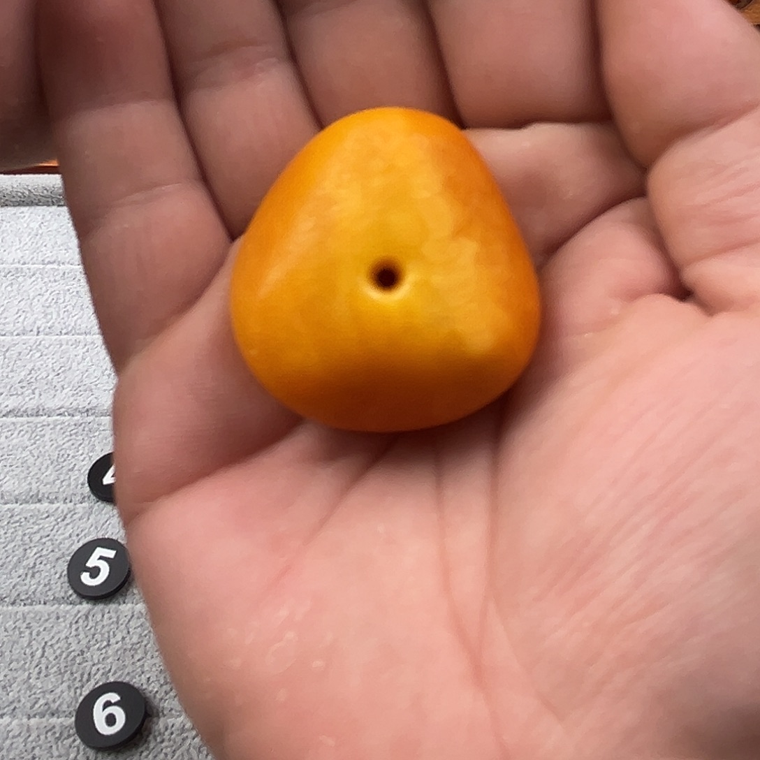 用***7蜜蜡未镶嵌颈饰老蜜蜡
