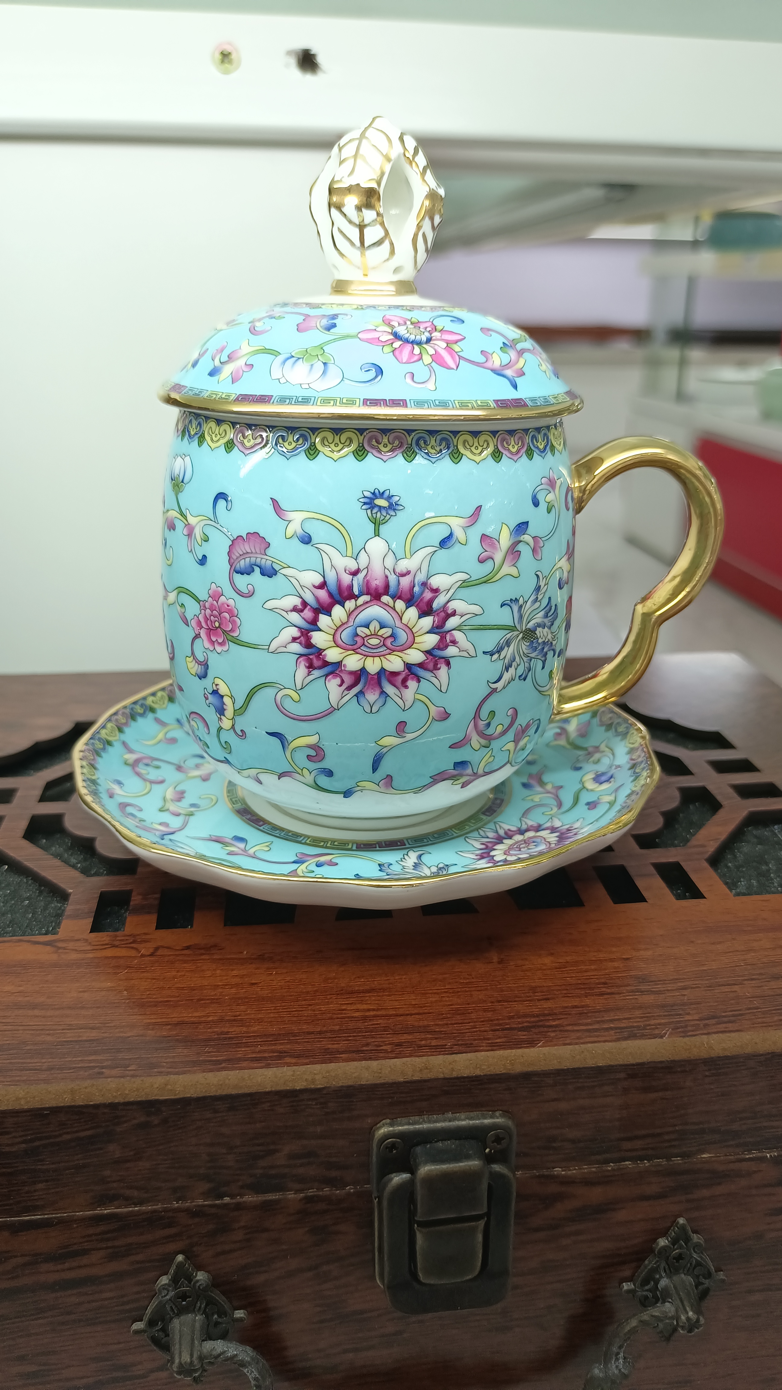 景德镇珐琅彩皇冠杯陶瓷杯高档描金杯碟(403137)