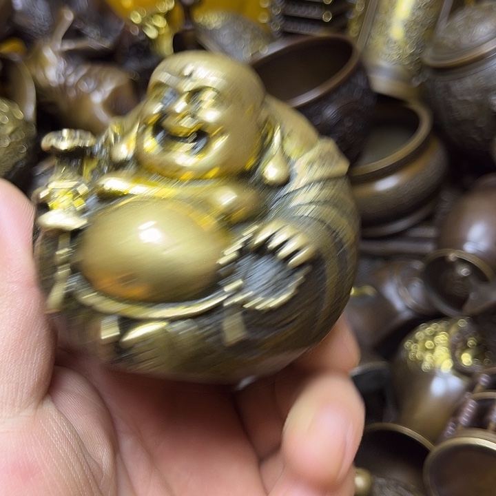 诚信经营精美铜器
