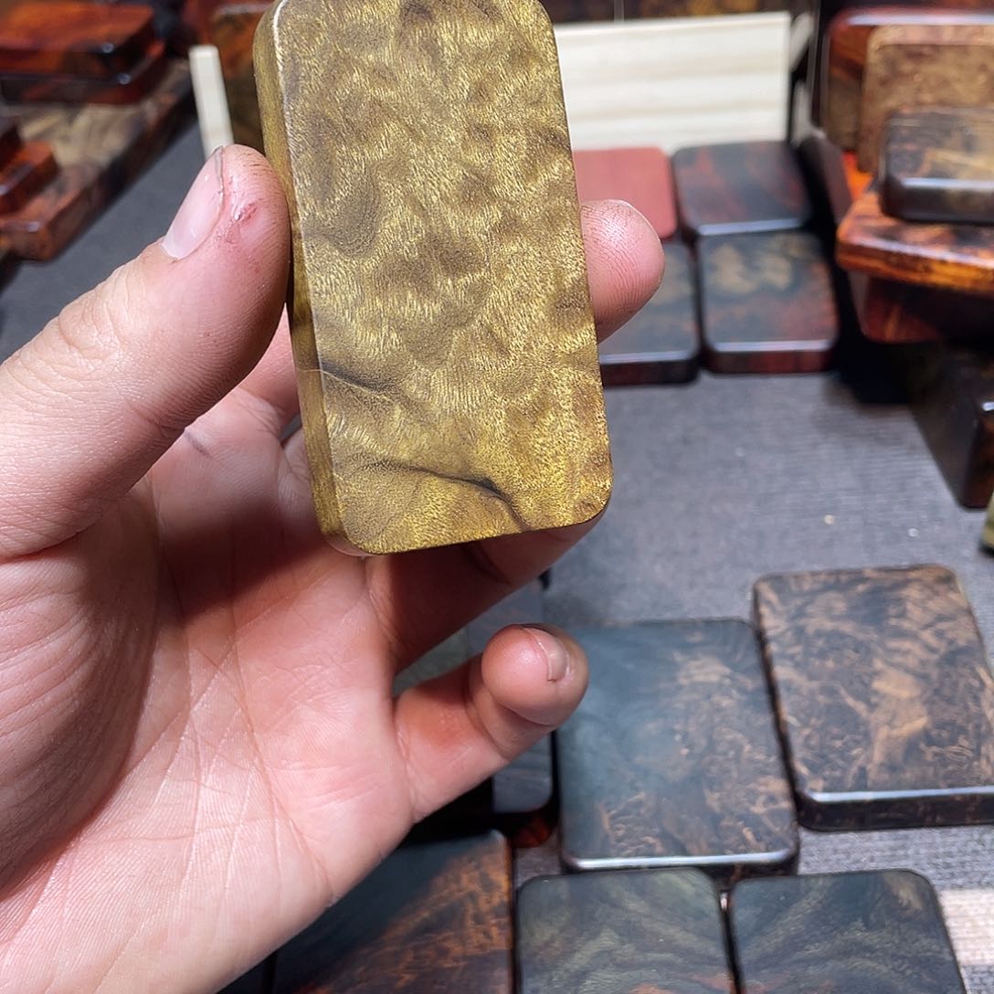 檀香紫檀（小叶紫檀）華