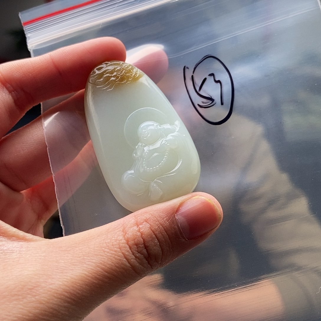 和田玉颜色多样性发拍一发一未镶嵌